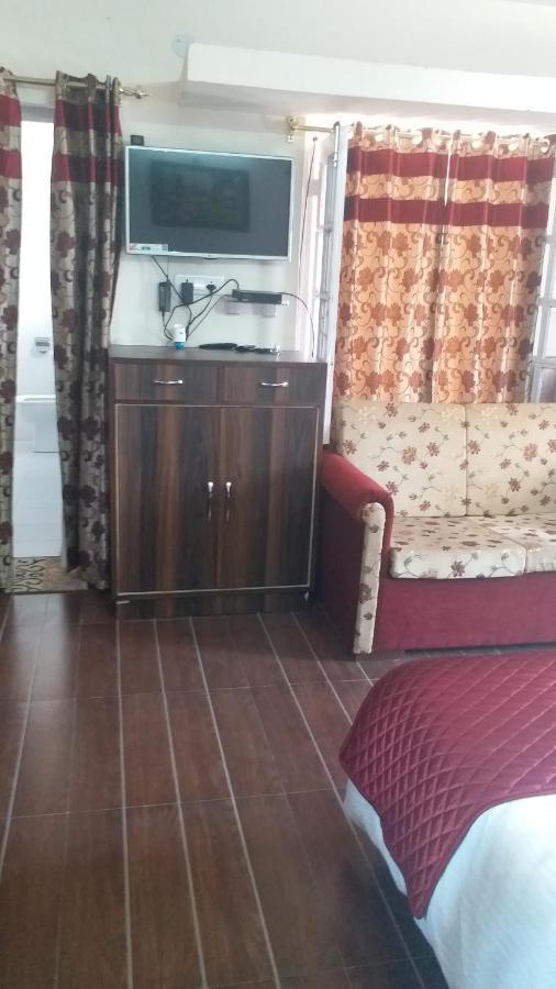 チェイル Rosewood Estate Bed & Breakfast エクステリア 写真